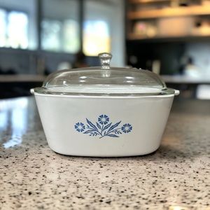Vintage Corning Ware Blue Cornflower Casserole Dish w/ Lid